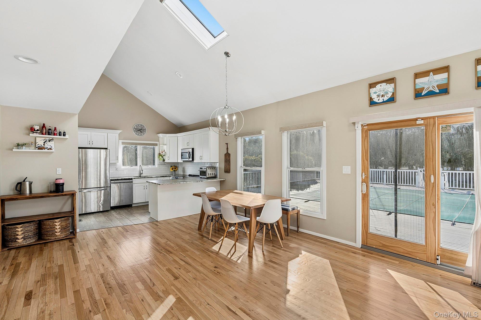 #4 photo, 39 Tanners Neck Lane, Westhampton , NY 11977