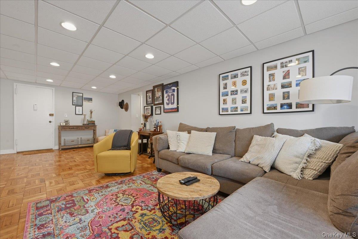 #13 photo, 200 Atlantic Avenue, নাসাউ কাউন্টি Lynbrook , NY 11563