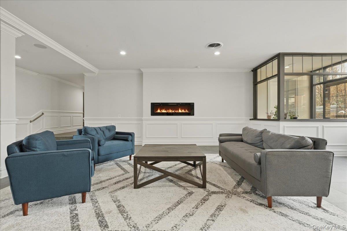 #5 photo, 200 Atlantic Avenue, নাসাউ কাউন্টি Lynbrook , NY 11563