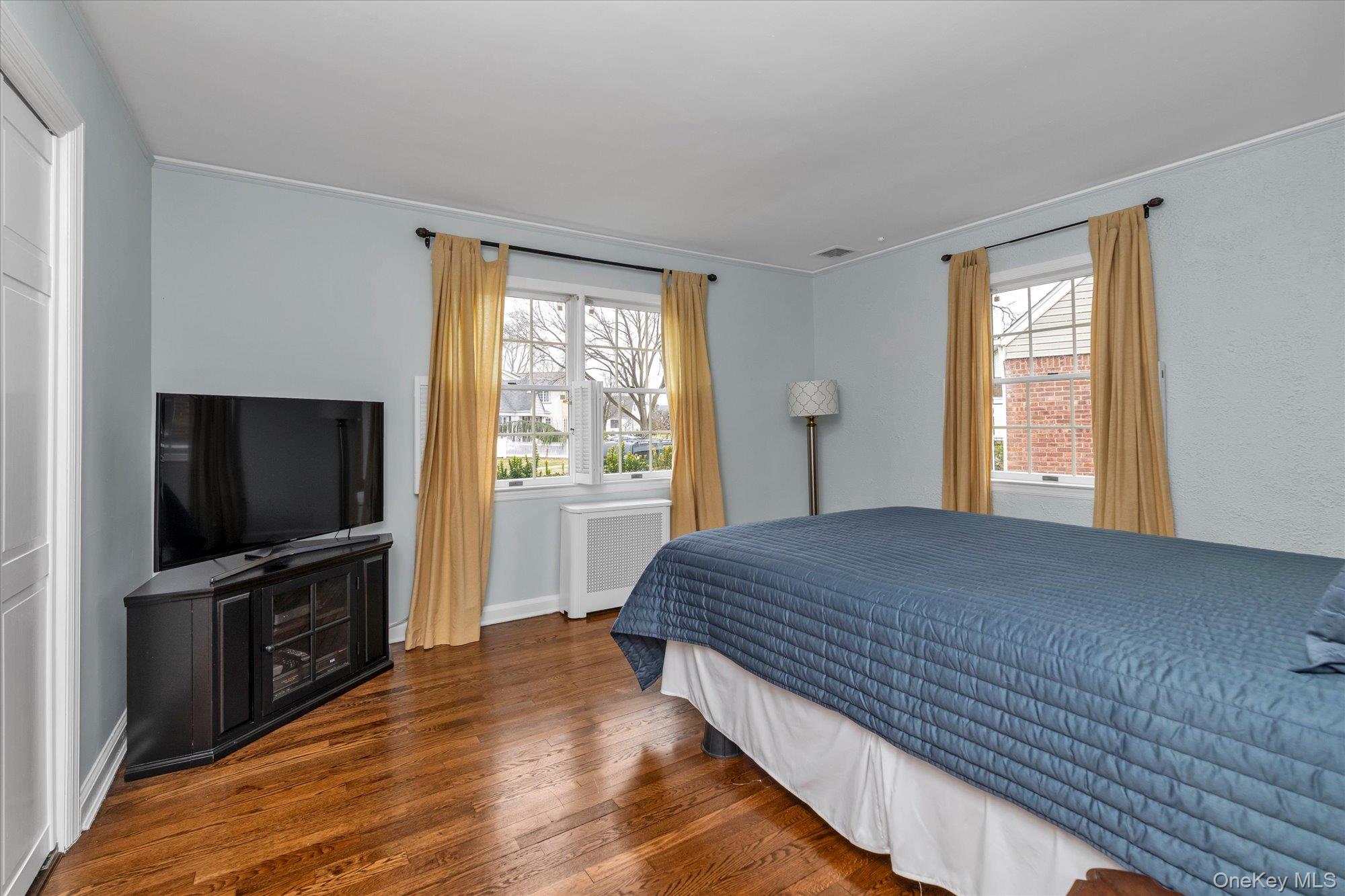 #11 photo, 212 Wilton Street, নাসাউ কাউন্টি New Hyde Park , NY 11040