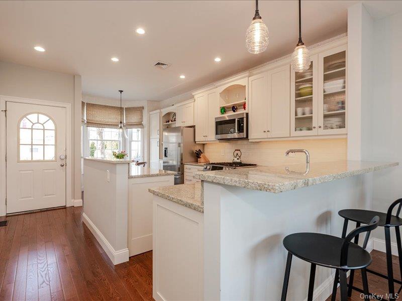 #4 photo, 29 Snowdance Lane, Nesconset , NY 11767