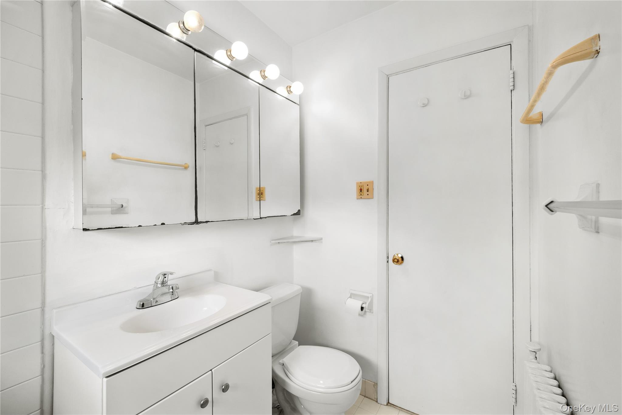 #6 photo, 215-12 47th, बेसाइड Bayside , NY 11361