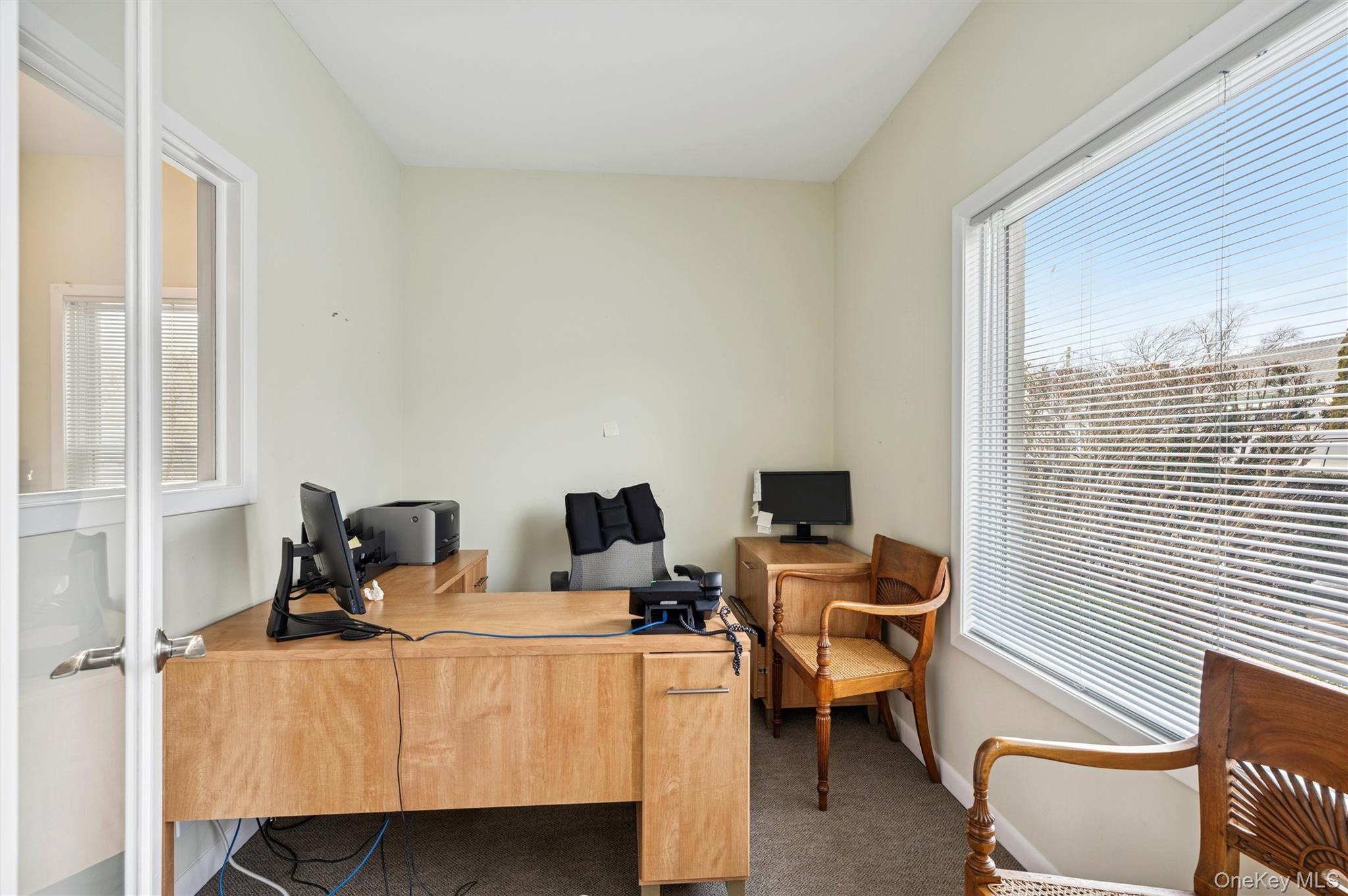 #11 photo, 28 Cameron Street, מחוז סאפוק Southampton , NY 11968