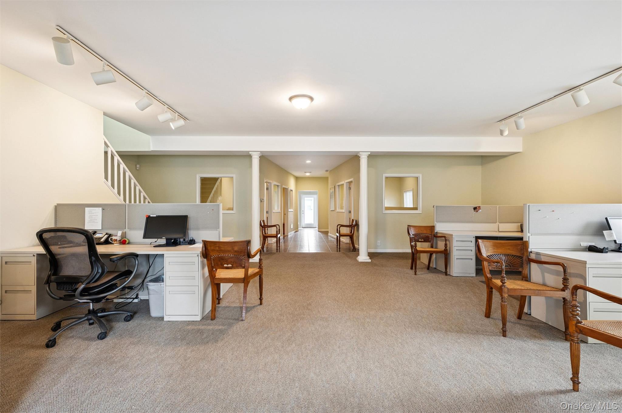 #9 photo, 28 Cameron Street, מחוז סאפוק Southampton , NY 11968