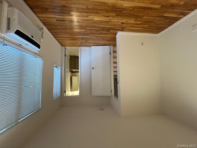 #14 photo, 42 Sintsink Drive, নাসাউ কাউন্টি Port Washington , NY 11050