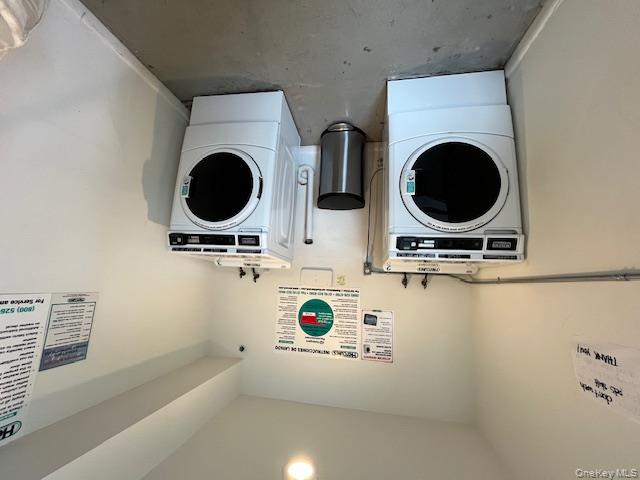 #18 photo, 42 Sintsink Drive, নাসাউ কাউন্টি Port Washington , NY 11050