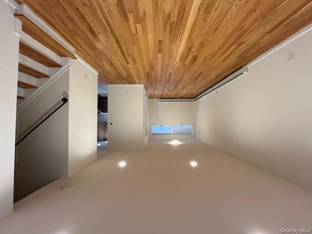 #3 photo, 42 Sintsink Drive, নাসাউ কাউন্টি Port Washington , NY 11050