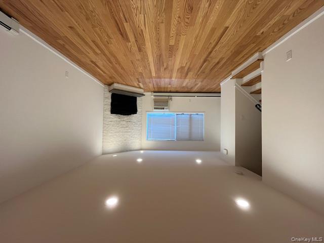 #4 photo, 42 Sintsink Drive, নাসাউ কাউন্টি Port Washington , NY 11050