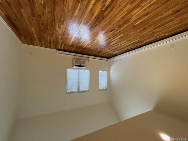 #9 photo, 42 Sintsink Drive, নাসাউ কাউন্টি Port Washington , NY 11050