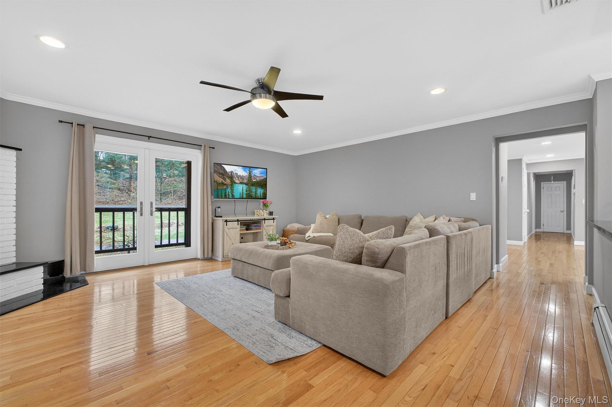 #11 photo, 1813-1815 Hunterbrook Road, Yorktown Heights , NY 10598