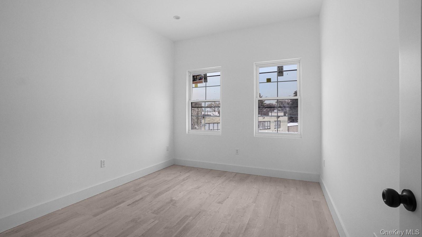 #11 photo, 340 E 234th Street, Bronx , NY 10470