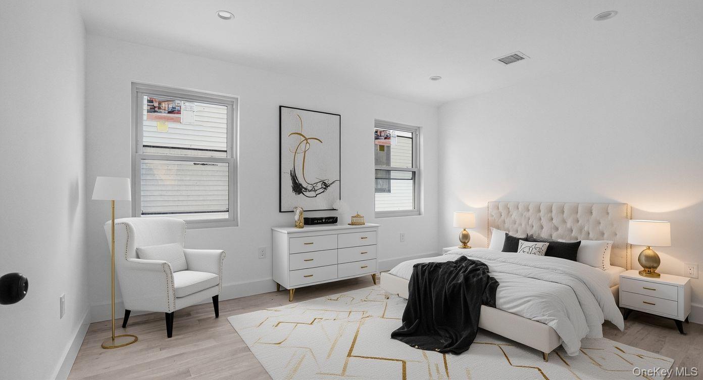 #6 photo, 342 E 234th Street, Bronx , NY 10470