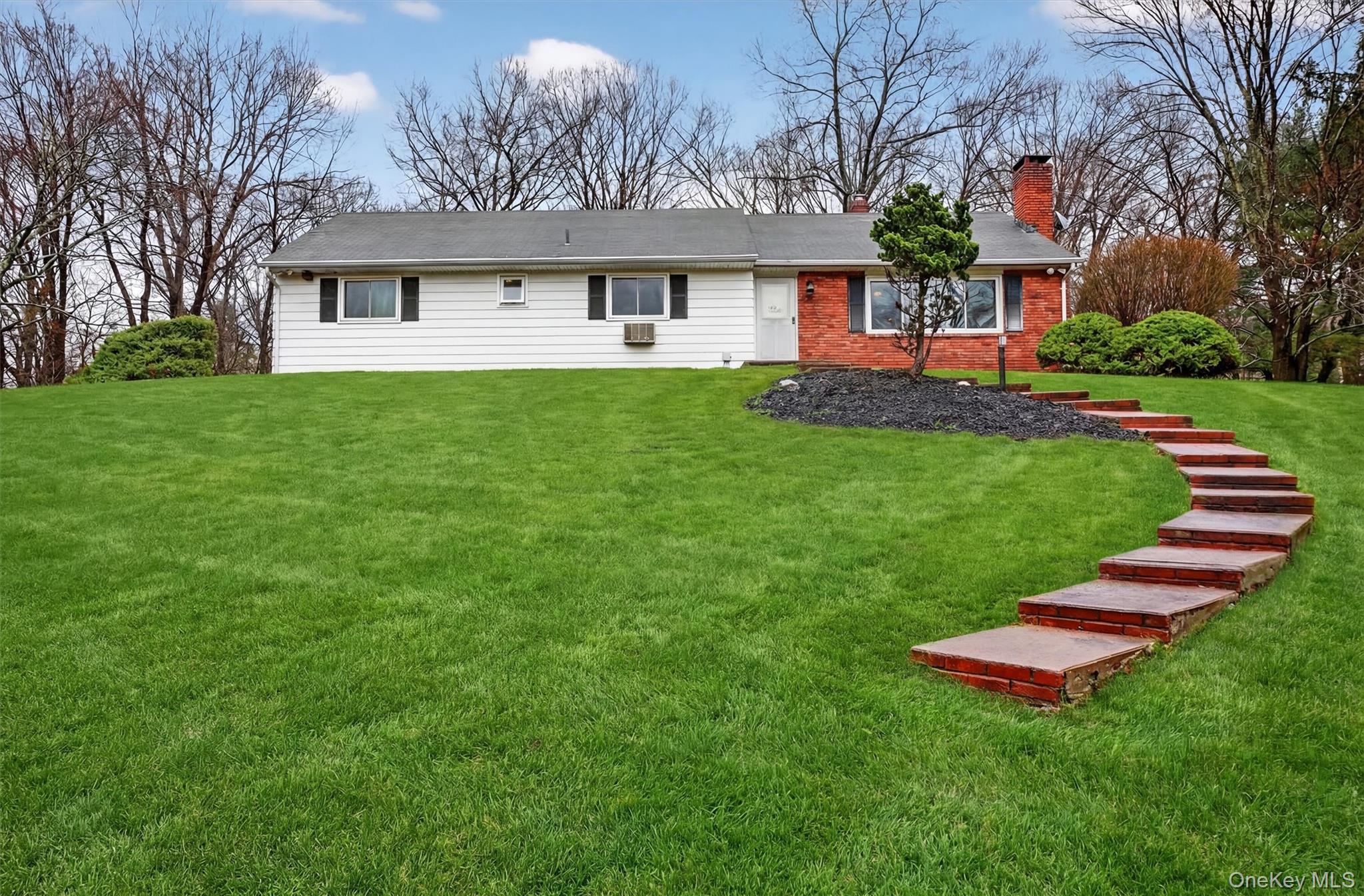 #8 photo, 5 River Road, Suffern , NY 10901