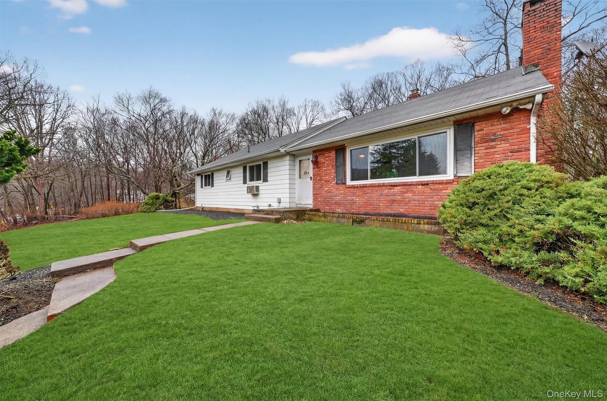 #9 photo, 5 River Road, Suffern , NY 10901