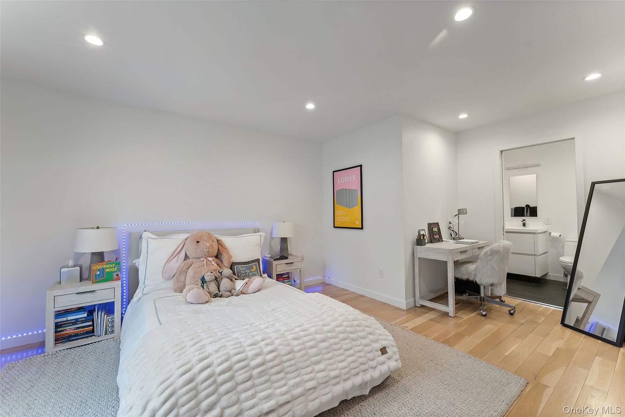 #17 photo, 7 Windsong Road, Ardsley , NY 10502