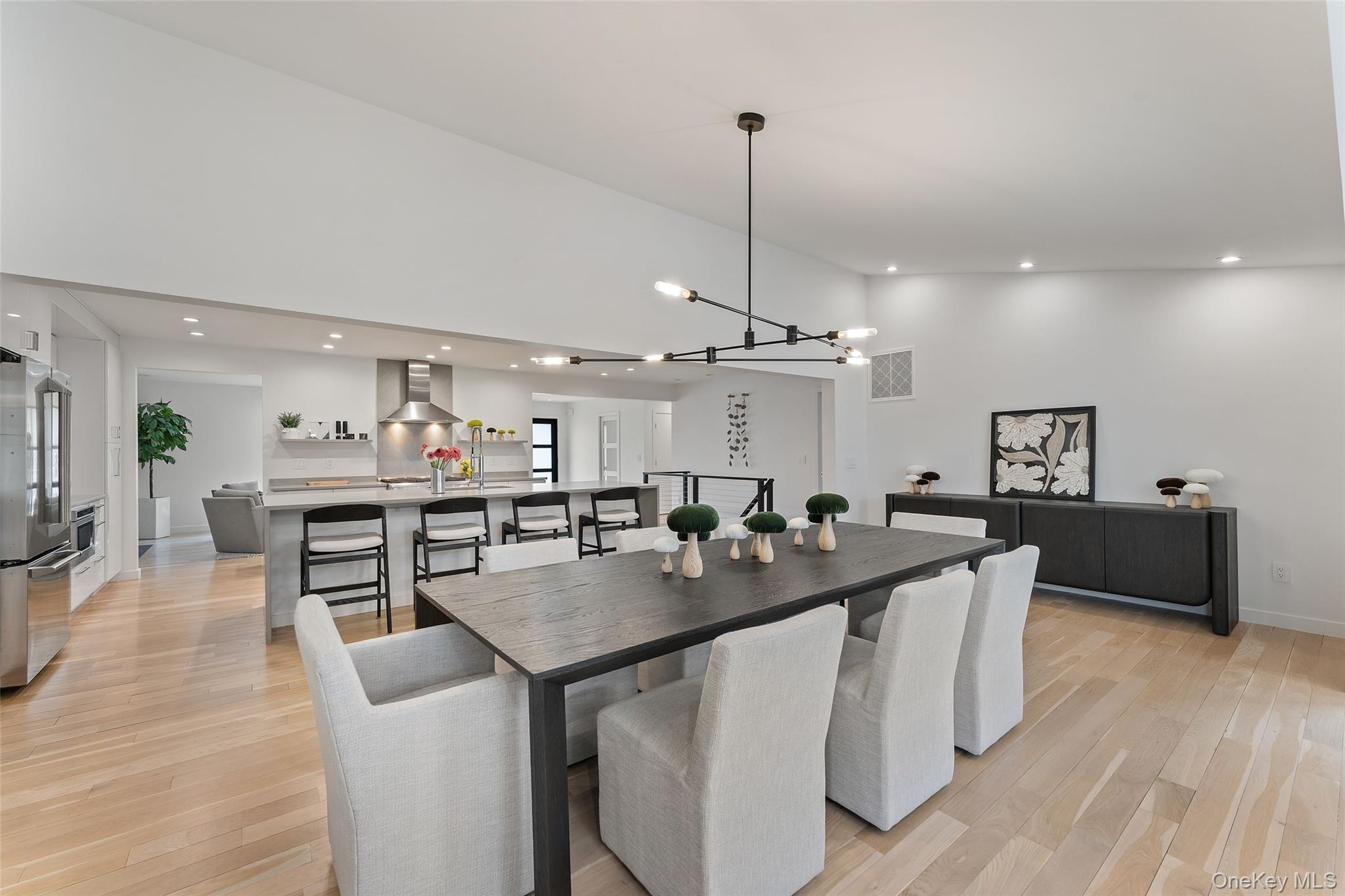 #8 photo, 7 Windsong Road, Ardsley , NY 10502