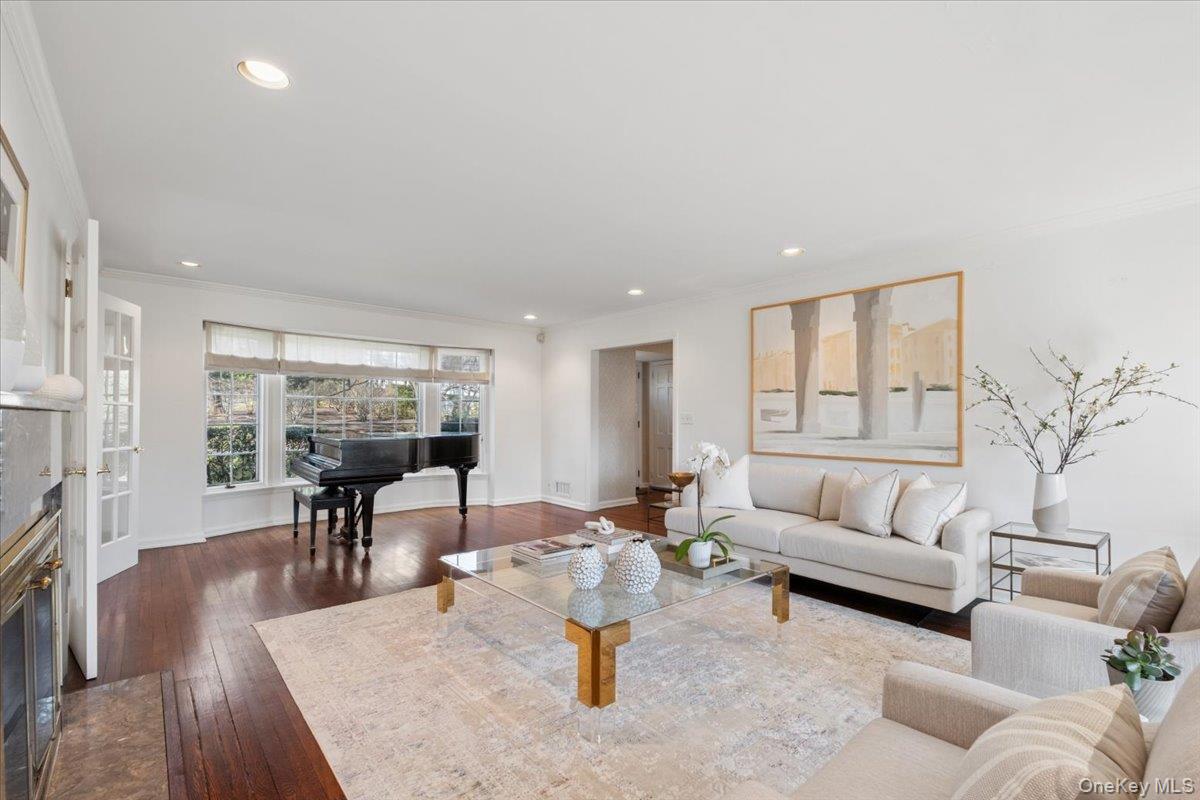 #7 photo, 1 Normandy Lane, Scarsdale , NY 10583