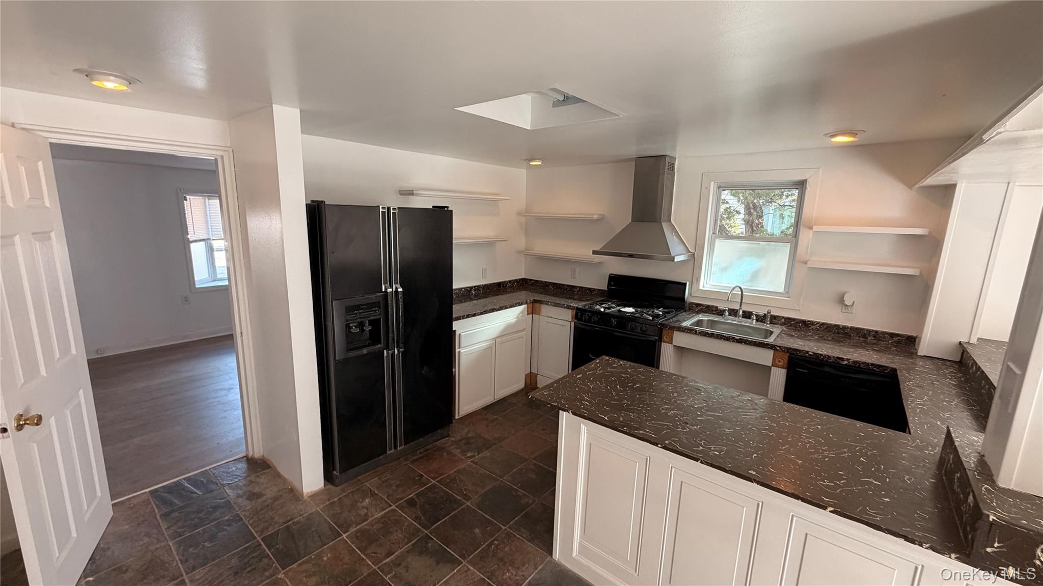 #6 photo, 31 N Wayne Avenue, West Haverstraw , NY 10993