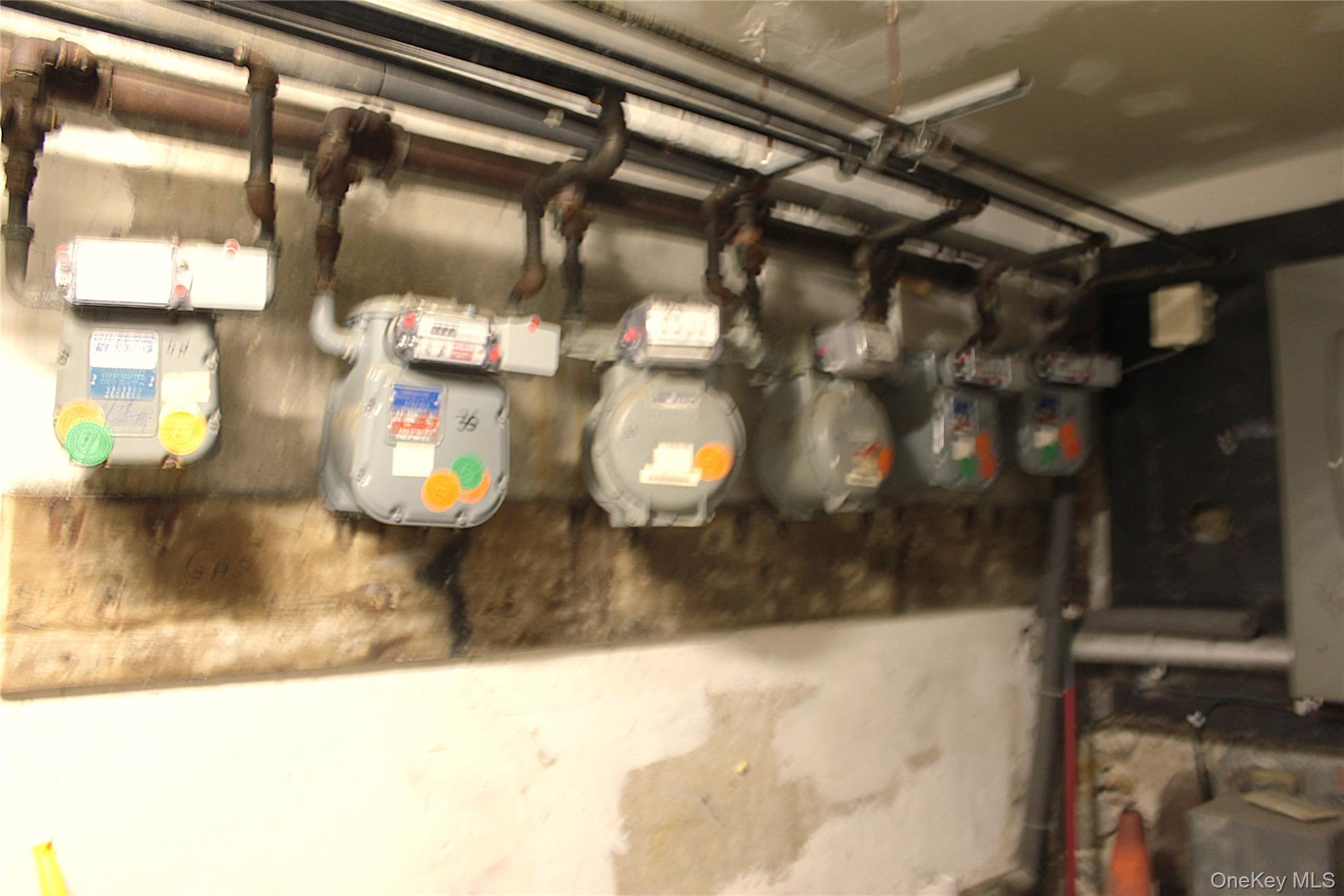 #4 photo, 625 S Broadway, Yonkers , NY 10705