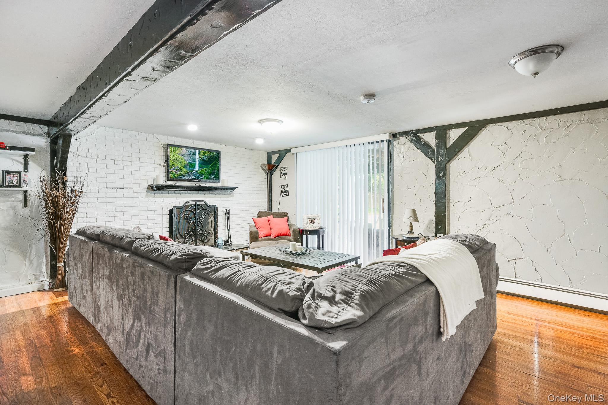 #17 photo, 8 Larissa Lane, Wappingers Falls , NY 12590