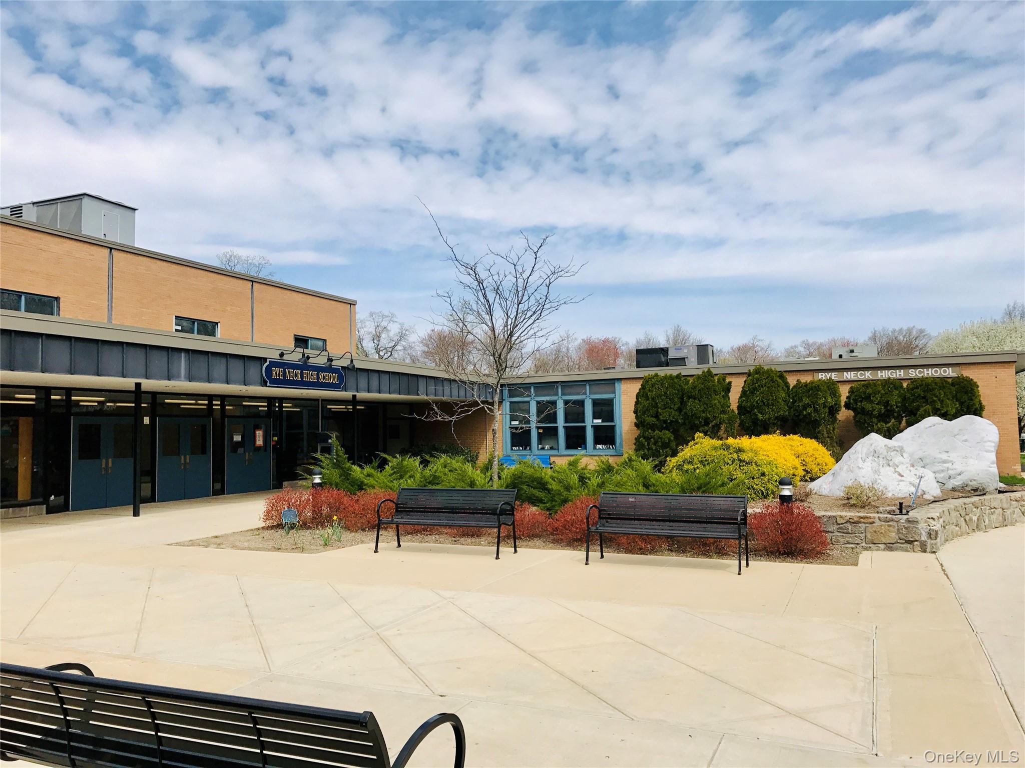 #15 photo, 921 Jefferson Avenue, Mamaroneck , NY 10543