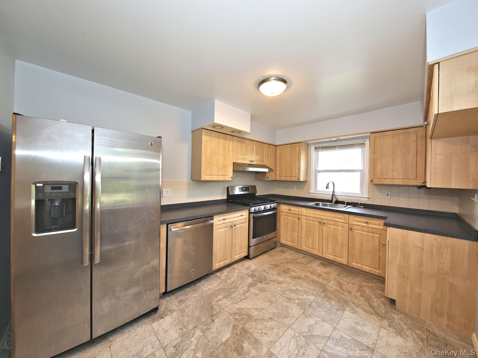 #2 photo, 921 Jefferson Avenue, Mamaroneck , NY 10543