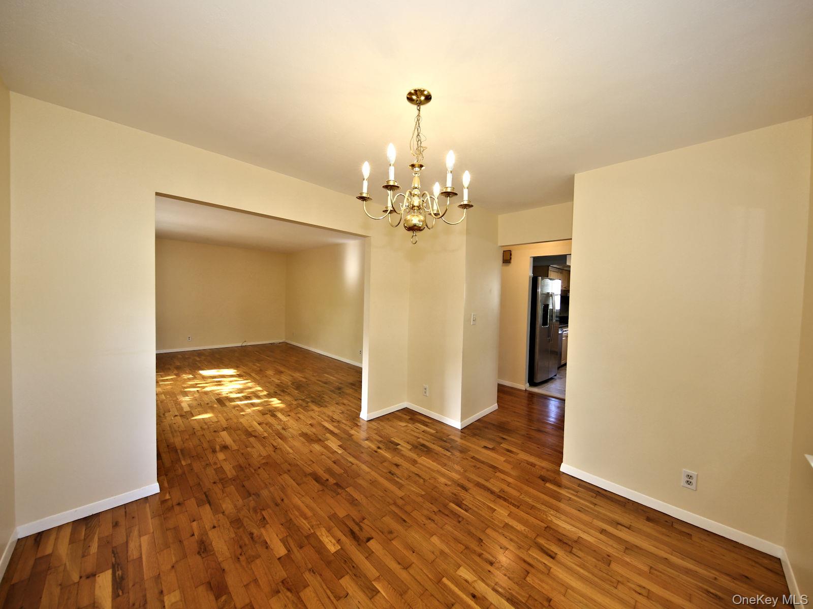 #4 photo, 921 Jefferson Avenue, Mamaroneck , NY 10543