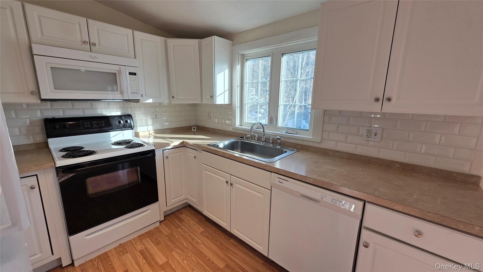 #10 photo, 62 E Market Street, Red Hook , NY 12571