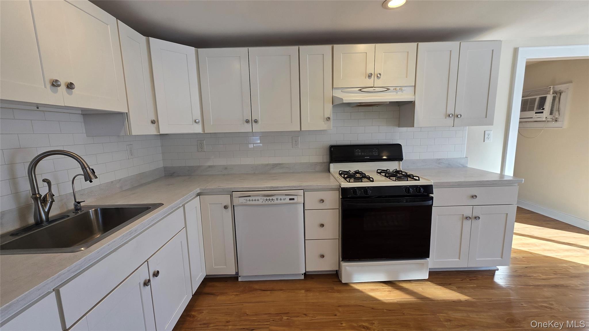 #10 photo, 60 E Market Street, Red Hook , NY 12571