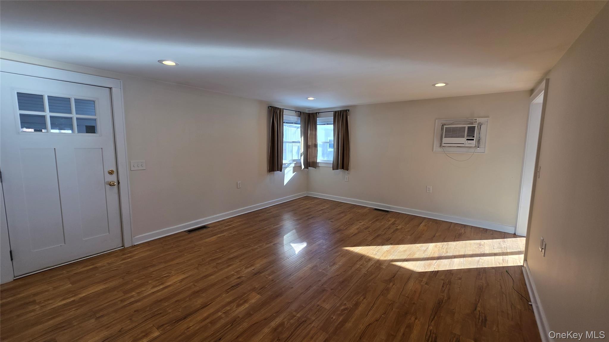 #8 photo, 60 E Market Street, Red Hook , NY 12571