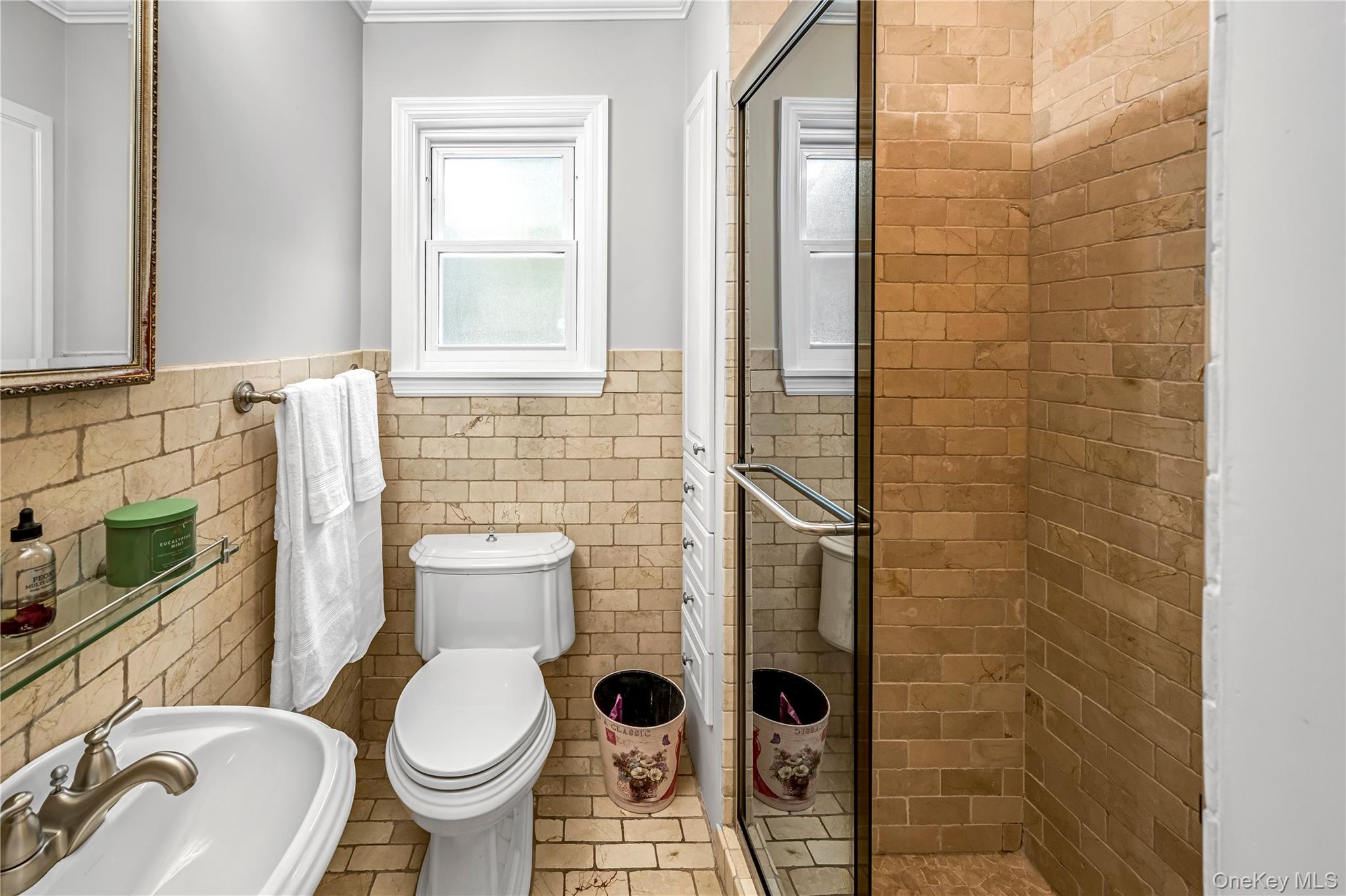 #14 photo, 40 Wickford Road, New Rochelle , NY 10801