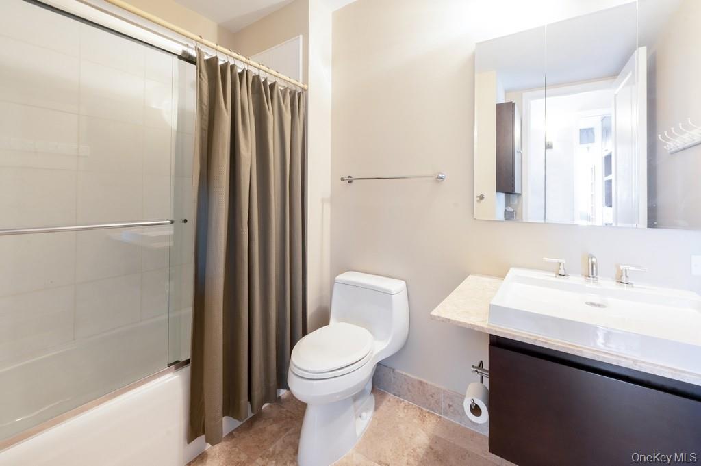 #15 photo, 175 Huguenot Street, New Rochelle , NY 10801