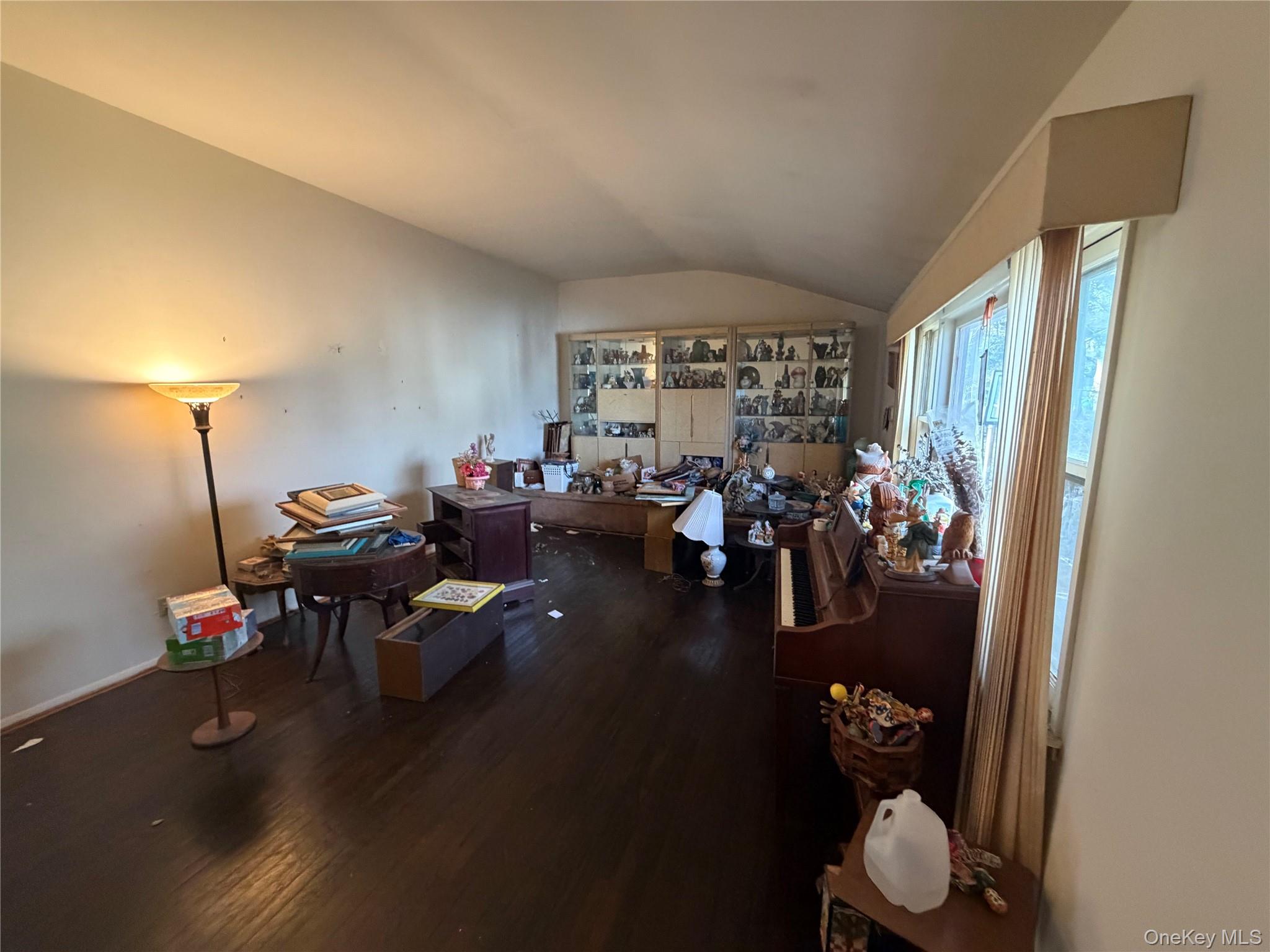 #6 photo, 15 Bonnie Court, Spring Valley , NY 10977