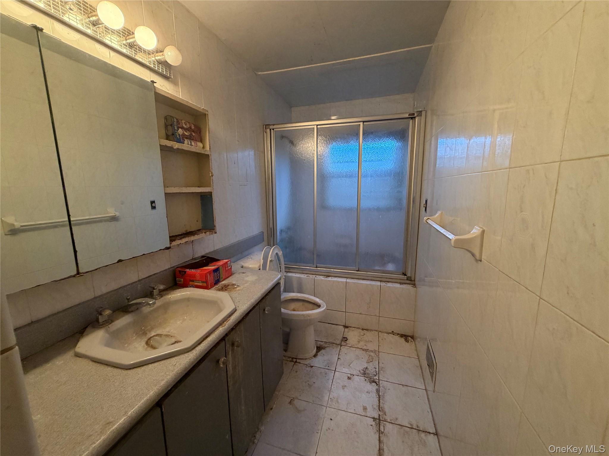 #7 photo, 15 Bonnie Court, Spring Valley , NY 10977