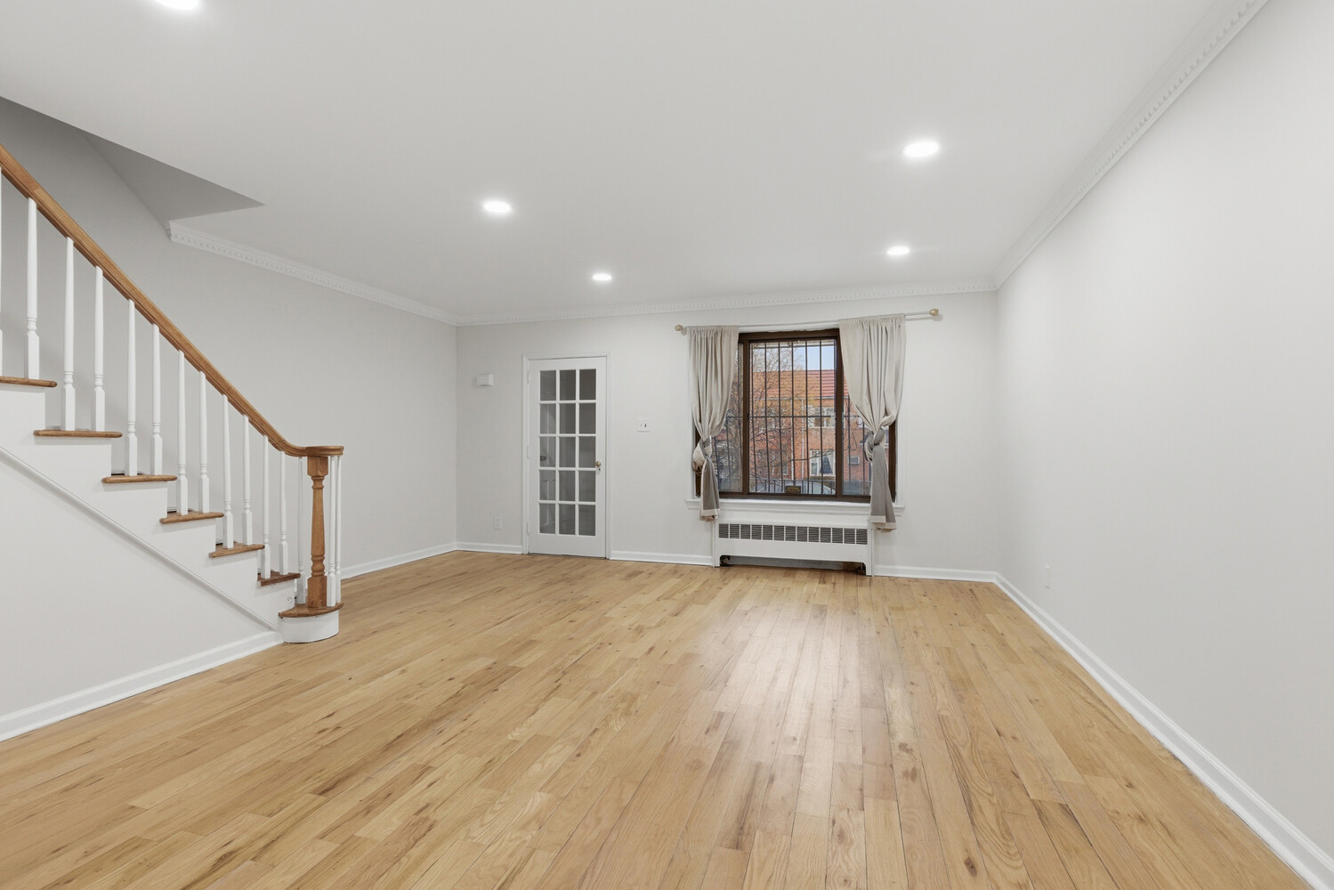 #3 photo, 64-36 AUSTIN Street, কুইন্‌স Rego Park , NY 11374