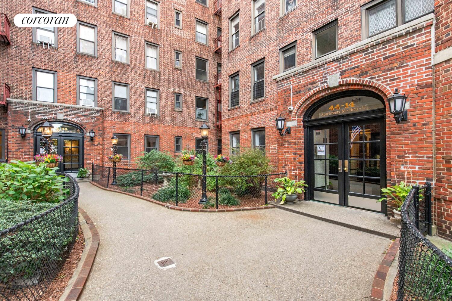 #6 photo, 44-14 NEWTOWN Road, Astoria , NY 11103