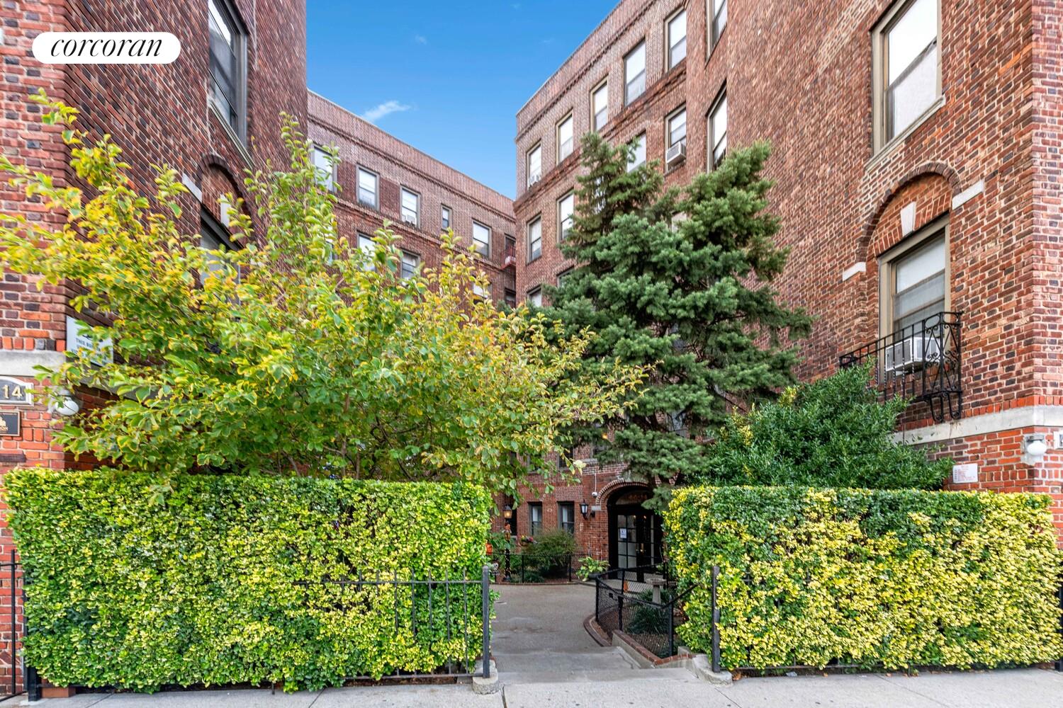 #7 photo, 44-14 NEWTOWN Road, Astoria , NY 11103