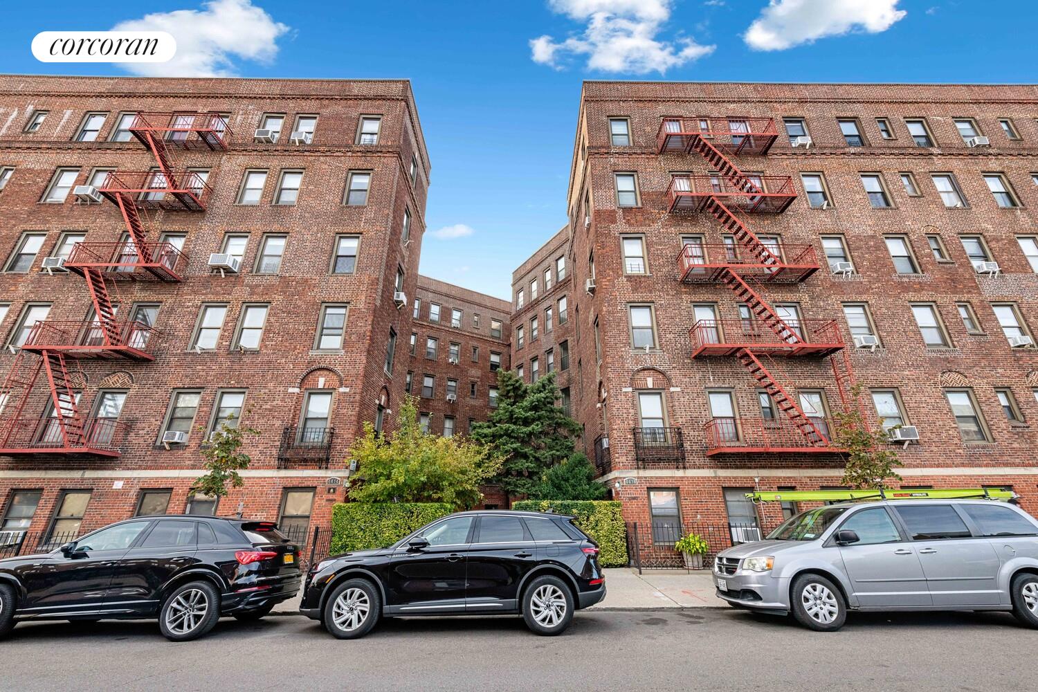 #8 photo, 44-14 NEWTOWN Road, Astoria , NY 11103