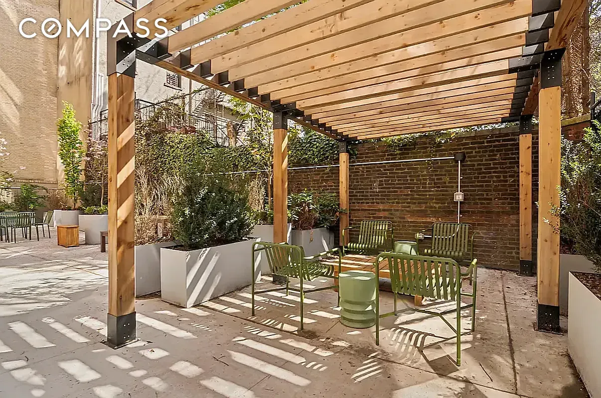 #8 photo, Brooklyn, Bedford-Stuyvesant , NY 11233