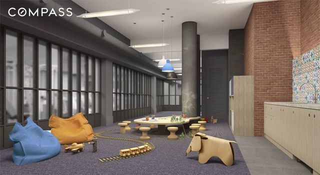 #15 photo, 51 Jay Street, Dumbo , NY 11201