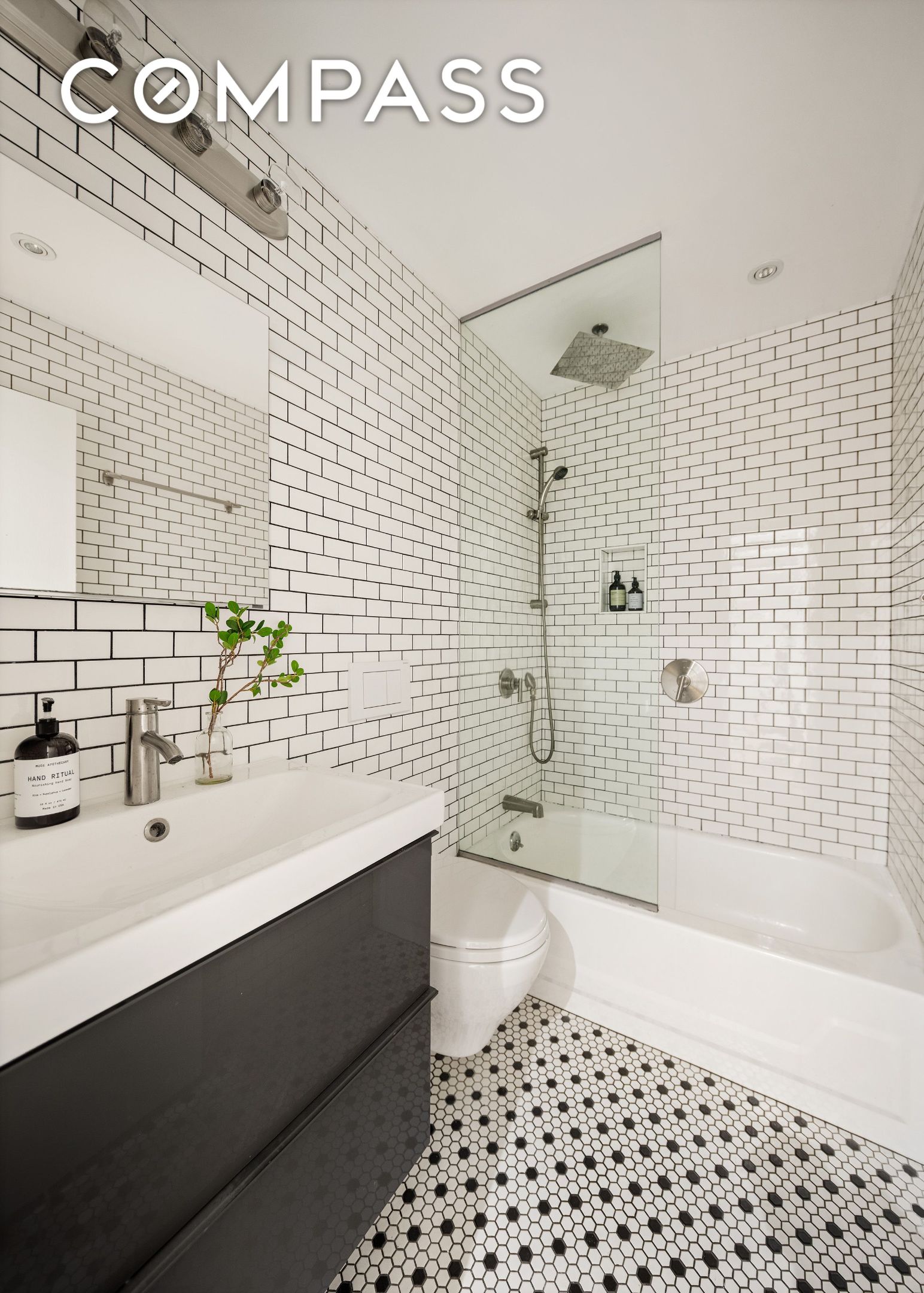 #8 photo, 410 W 25th Street, ম্যানহাটন Chelsea , NY 10001