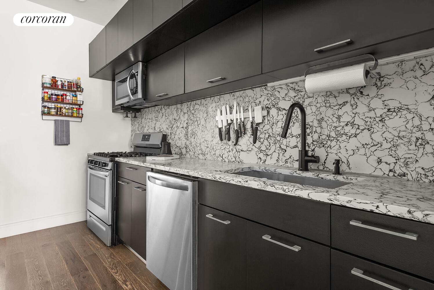 #5 photo, 66 STEUBEN Street, Clinton Hill , NY 11205