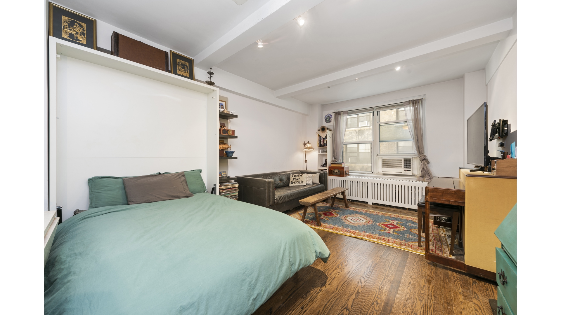 #3 photo, 235 W 102ND Street, मैनहटन Upper West Side , NY 10025