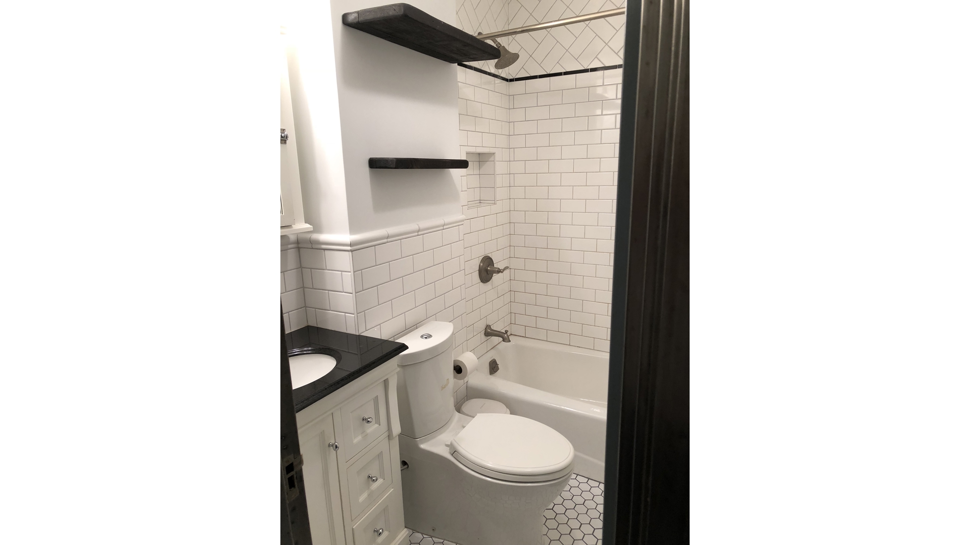 #7 photo, 235 W 102ND Street, मैनहटन Upper West Side , NY 10025