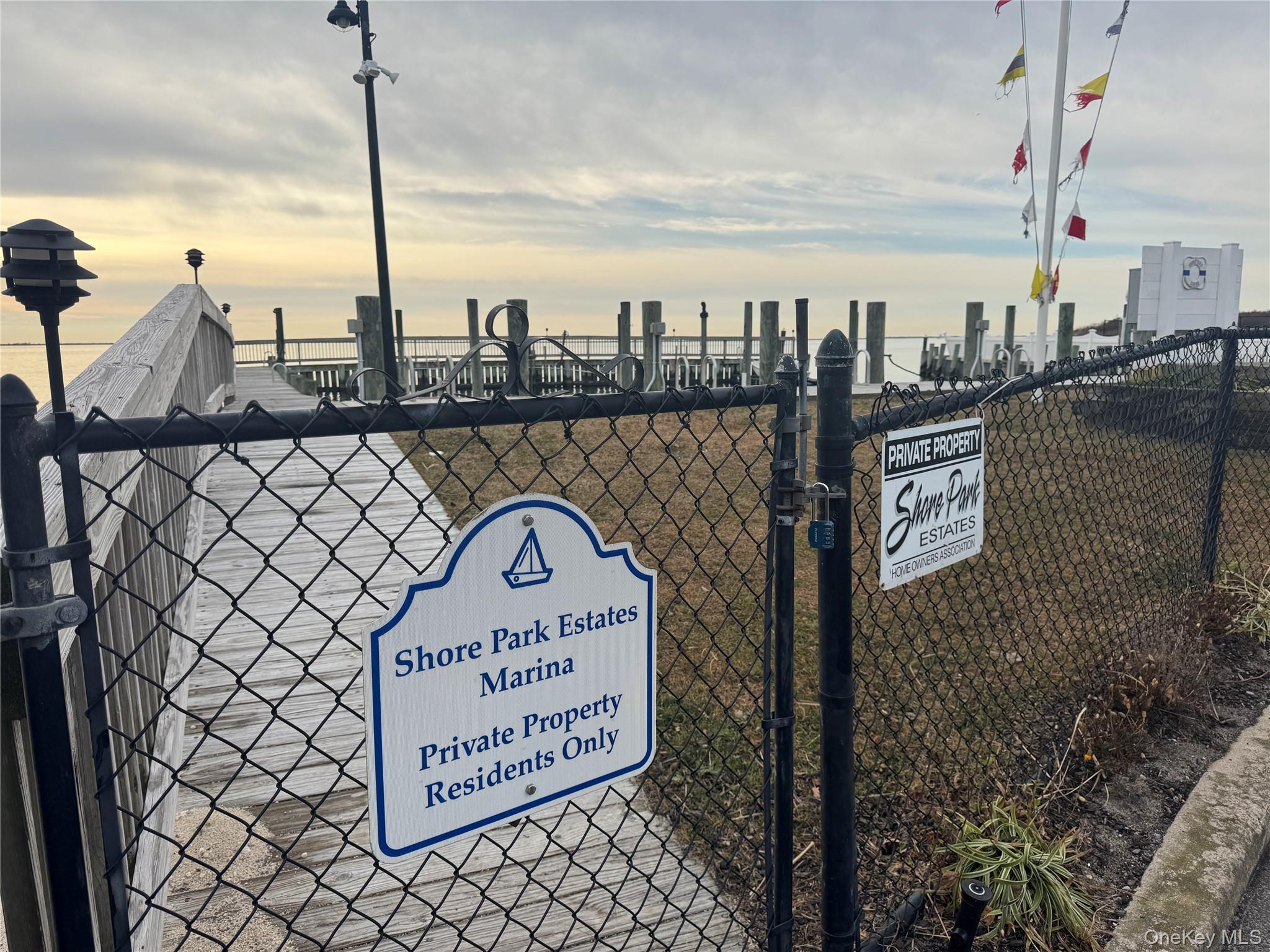 #5 photo, 815 Anthony Drive, Lindenhurst , NY 11757