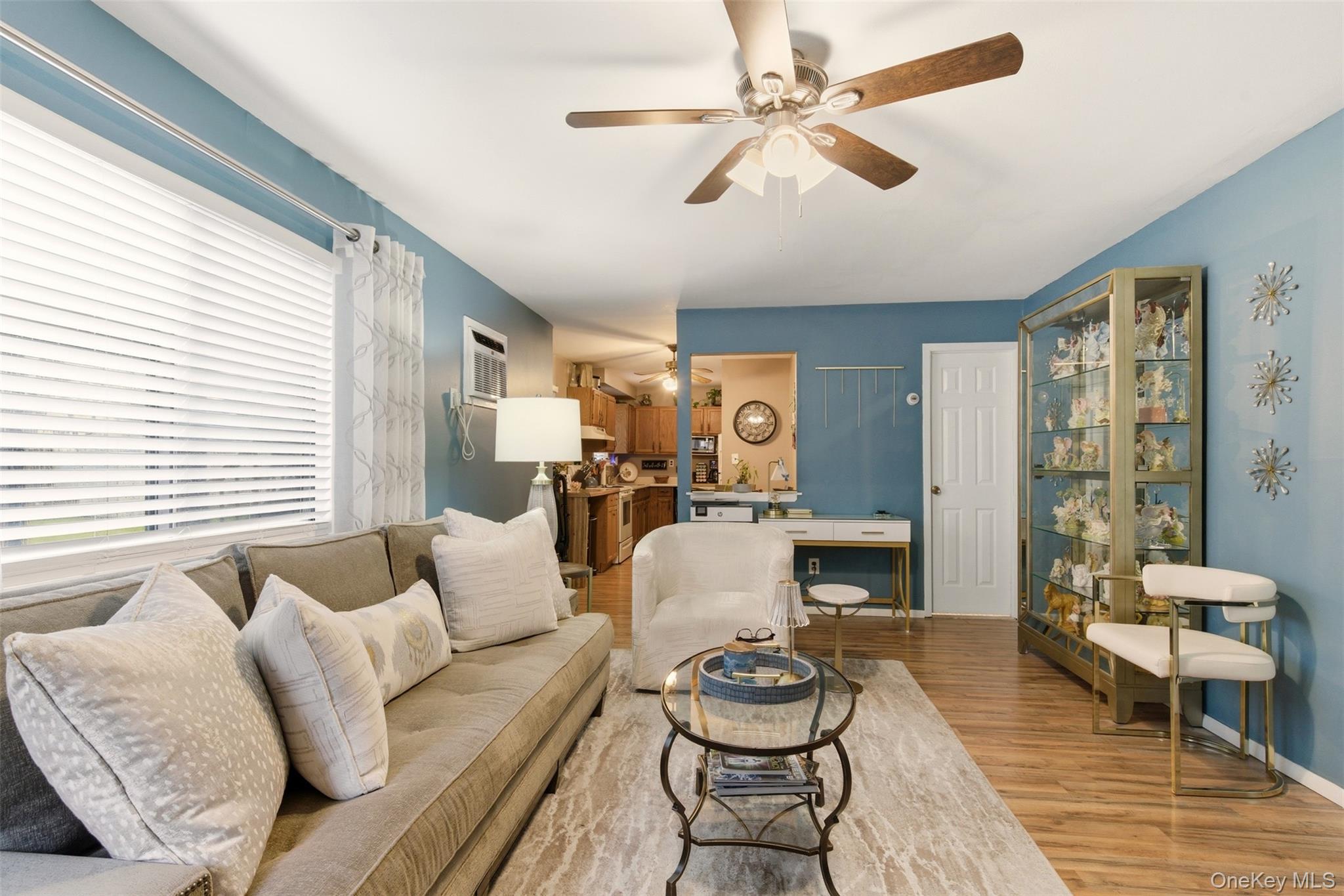 #15 photo, 17 Westminster Lane, West Islip , NY 11795