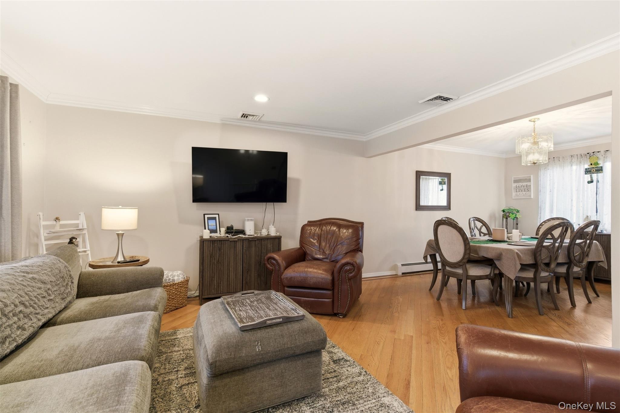 #3 photo, 17 Westminster Lane, West Islip , NY 11795