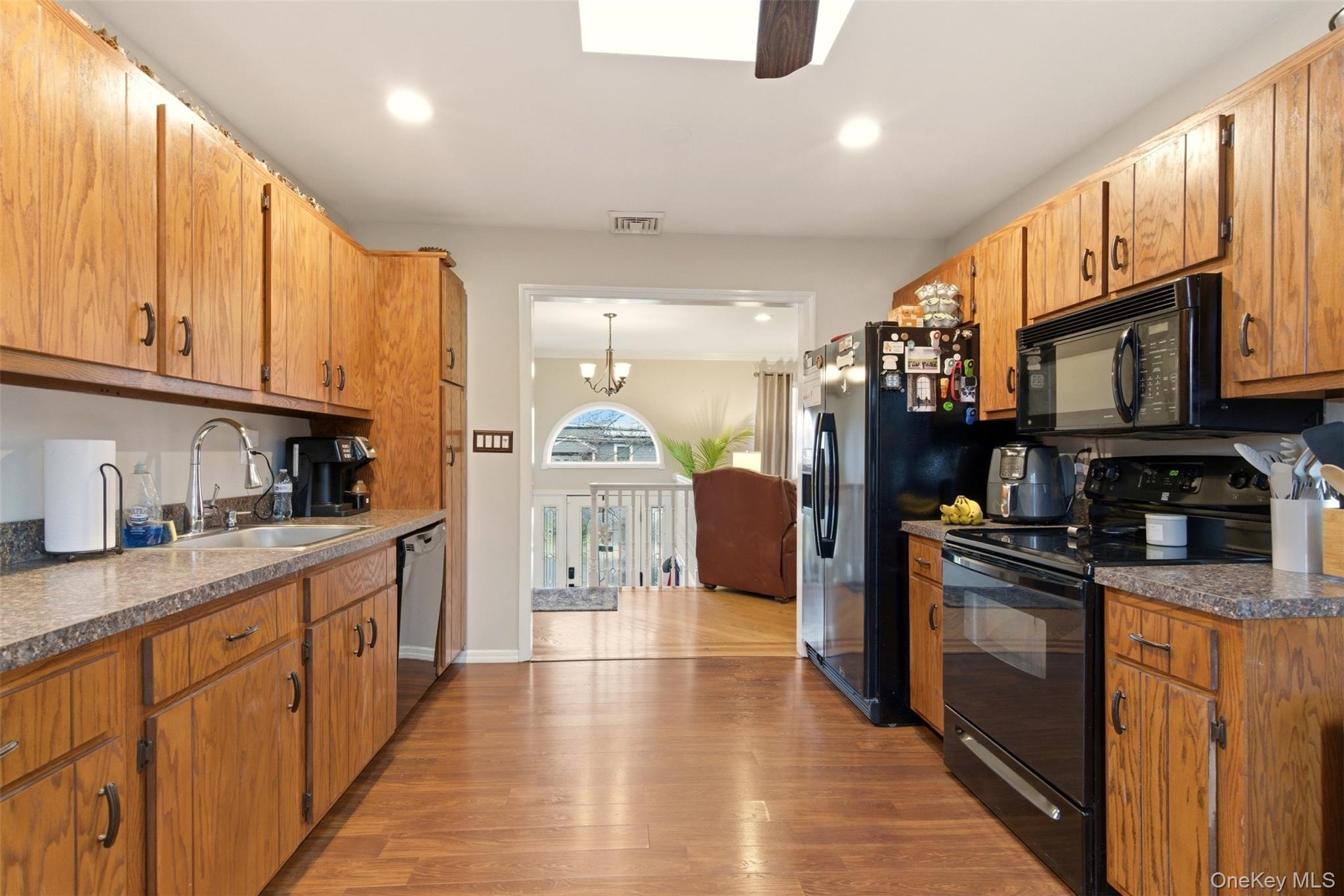 #8 photo, 17 Westminster Lane, West Islip , NY 11795