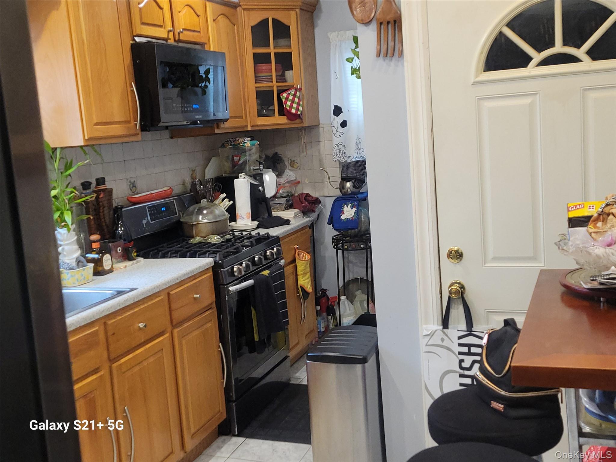 #9 photo, 14648 177th Street, কুইন্‌স Jamaica , NY 11434