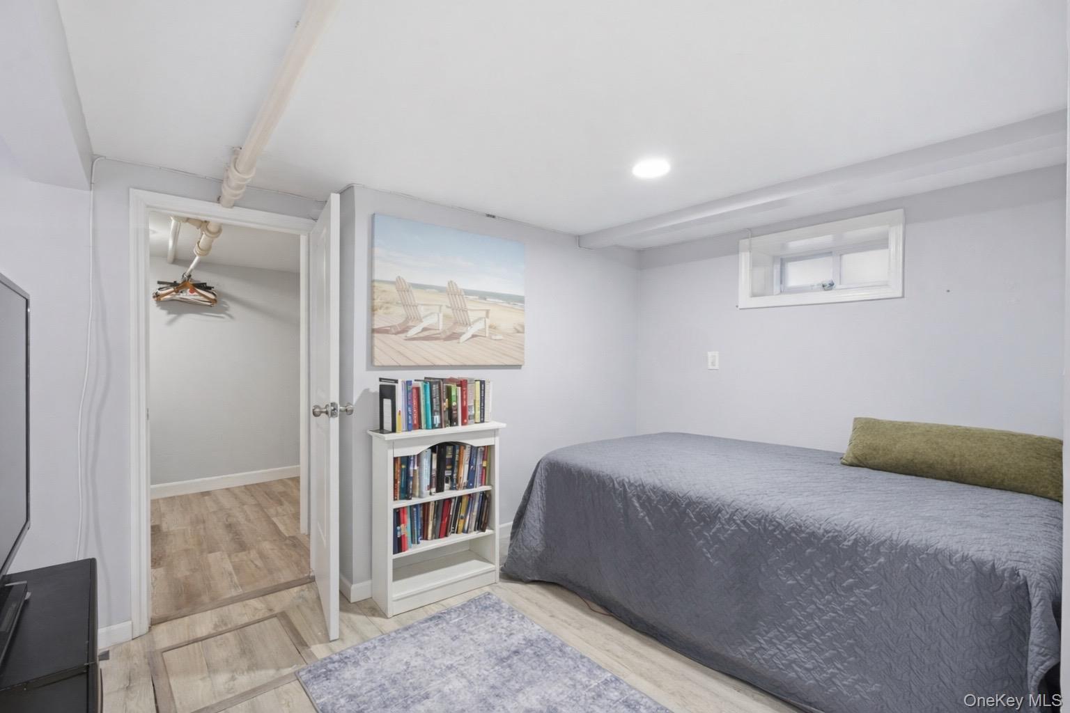 #16 photo, 20532 104th Avenue, Saint Albans , NY 11412